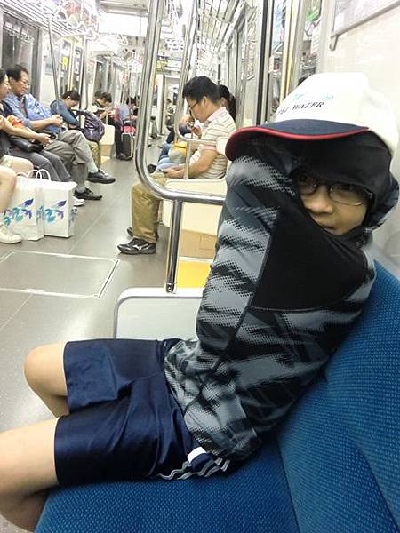 淺草寺、晴空塔半日遊、代代木公園+花月堂波羅麵包、剉冰 淺草寺、晴空塔半日遊、代代木公園+花月堂波羅麵包、剉冰