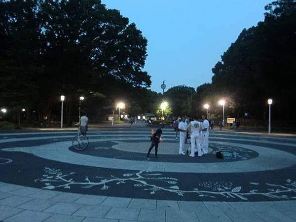 淺草寺、晴空塔半日遊、代代木公園+花月堂波羅麵包、剉冰 淺草寺、晴空塔半日遊、代代木公園+花月堂波羅麵包、剉冰