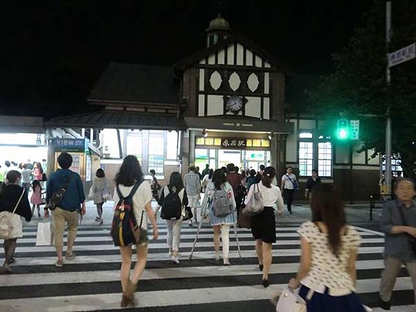 淺草寺、晴空塔半日遊、代代木公園+花月堂波羅麵包、剉冰 淺草寺、晴空塔半日遊、代代木公園+花月堂波羅麵包、剉冰