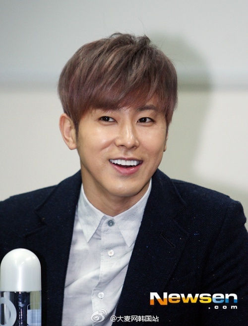 6d5cc8f1tw1ee2ghvvq7fj20dw0i9jto