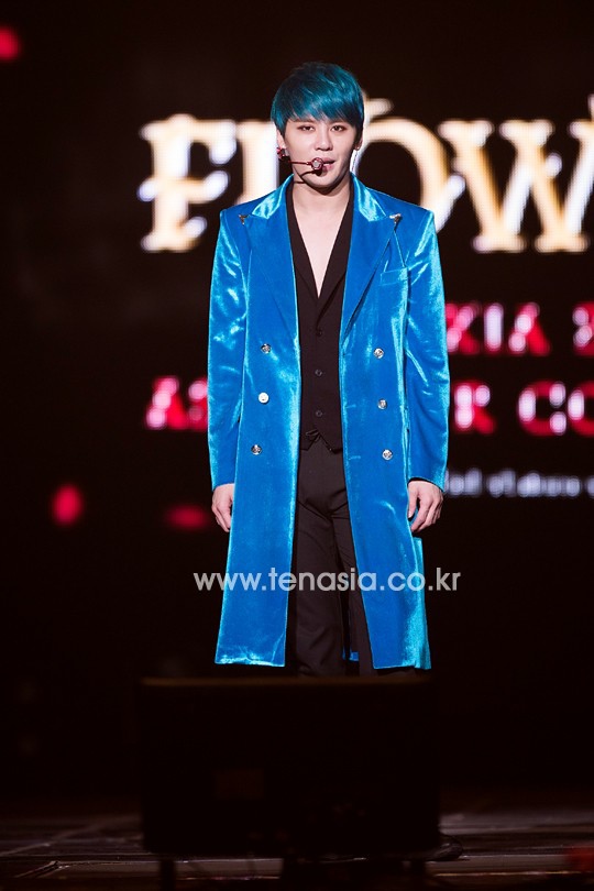 d945be80jw1epy8m7xf5ej20f00miq4p