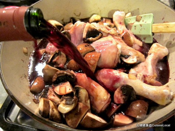 隨興慢燉法式紅酒燉雞 (Coq au Vin)主角紅酒