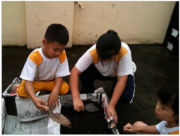 2014-05-31_200039 農場夢 為什麼要讓學生種菜呢?