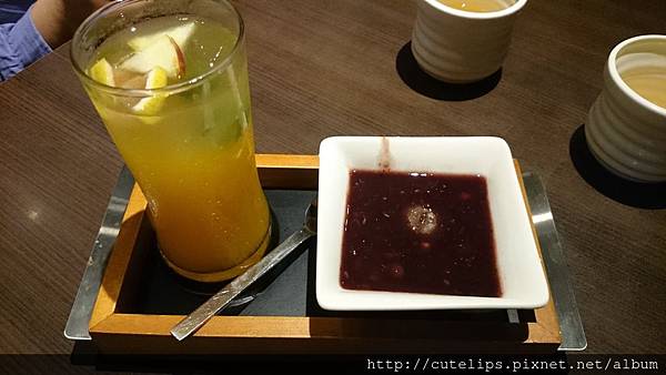 冰水果茶&紅豆紫米菓子燒 冰水果茶&紅豆紫米菓子燒