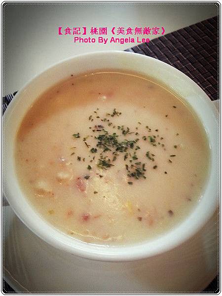 2013-03-09-13-37-43_deco