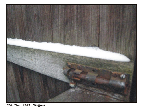 Snow02.jpg Snow02.jpg