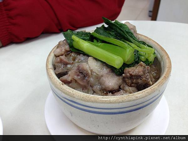 香港大排檔 北菇滑雞飯 香港大排檔 北菇滑雞飯