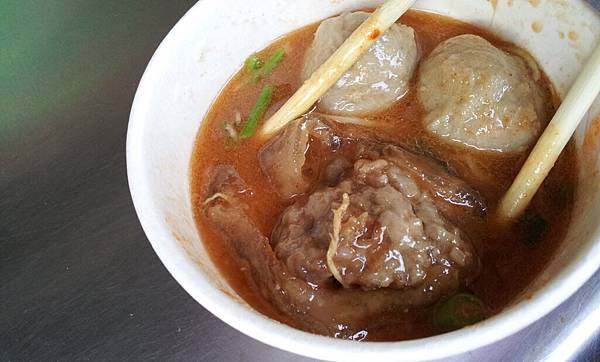 2011-07-23 13.57.02.jpg 2011-07-23 13.57.02.jpg