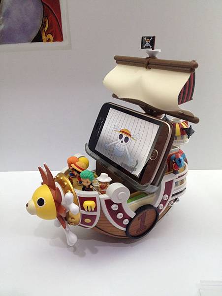 docomo 2012年冬季新機-One Piece Film Z同捆搭售 N-02e