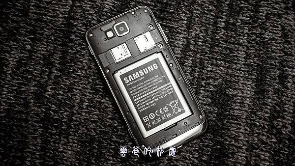 長效流暢 照相畫質一流的WinPhone8手機-SAMSUNG ATIV S i8750