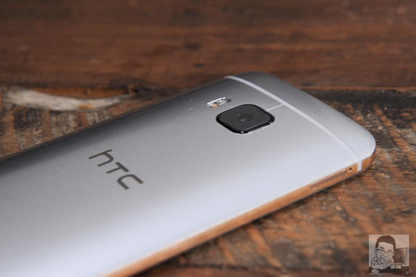 HTC M9-2613