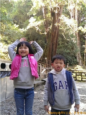 拉拉山神木區合影(二) 070