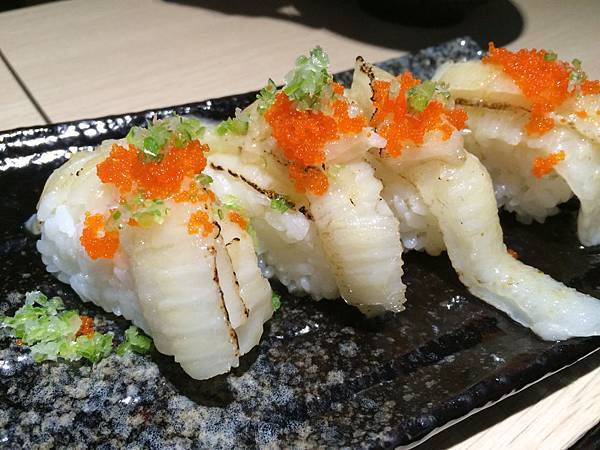 炙燒鮨邊肉握壽司（NT.60/1貫）