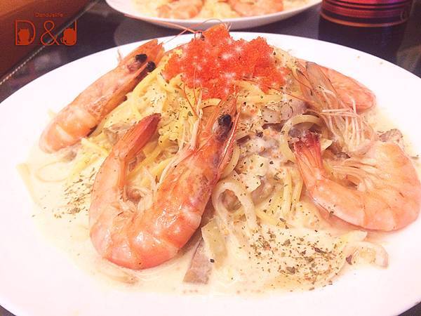 檸檬奶油鮮蝦魚卵起司義大利麵