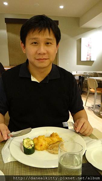 DSC01800.JPG DSC01800.JPG