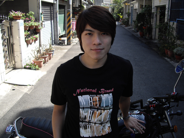 李岳樺照片.JPG 李岳樺照片.JPG