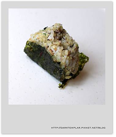 2014 Quinoa Onigiri 03 2014 Quinoa Onigiri 03