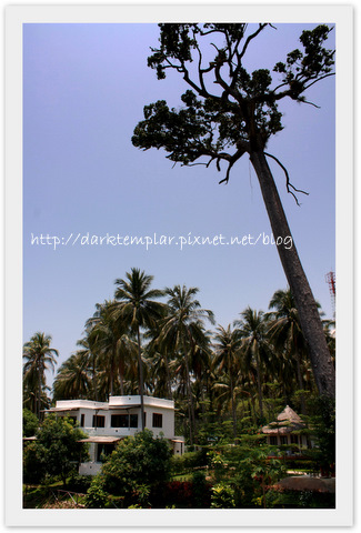 Koh Chang Warapura.jpg Koh Chang Warapura.jpg