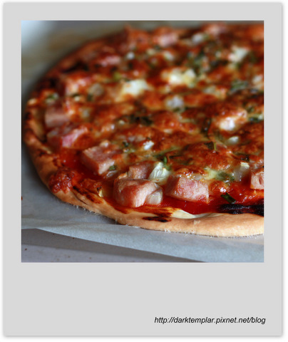 Home-Made Pizza (3).jpg Home-Made Pizza (3).jpg