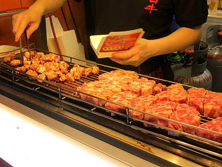 Flame Grilled Beef Cubes 火焰骰子牛 Taipei Taiwan
