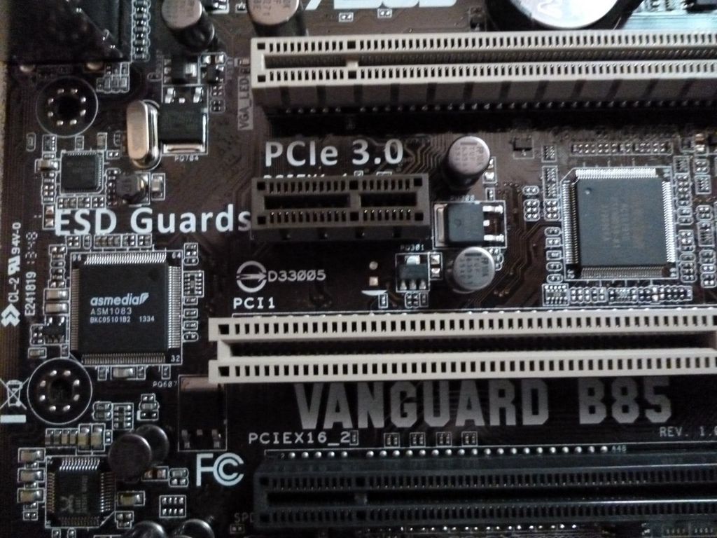 【 馬年除舊布新，讓你安安穩穩用到狗年的ASUS TUF Vanguard B85主機闆】