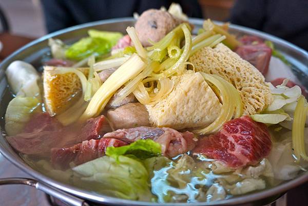 牛肉火鍋/白菜鍋底 牛肉火鍋/白菜鍋底