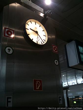 傳說中很準時的德國火車