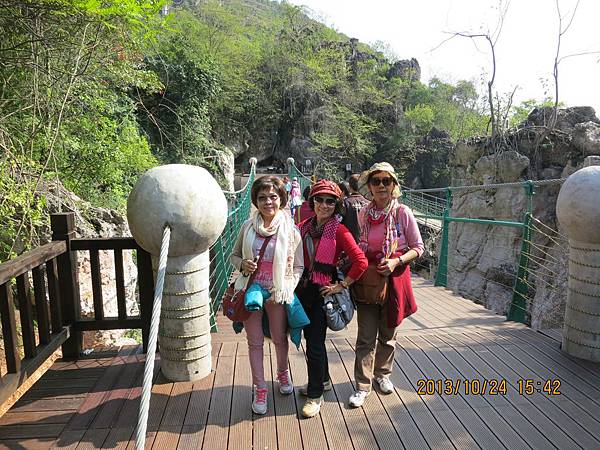 IMG_3335.JPG IMG_3335.JPG