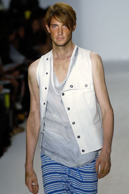 imgfashionweeklt4.jpg imgfashionweeklt4.jpg