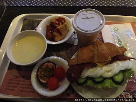 IMG_6913.JPG IMG_6913.JPG