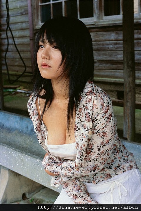 isoyama_sayaka_93.jpg