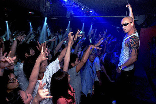 1786937161.jpg 1786937161.jpg