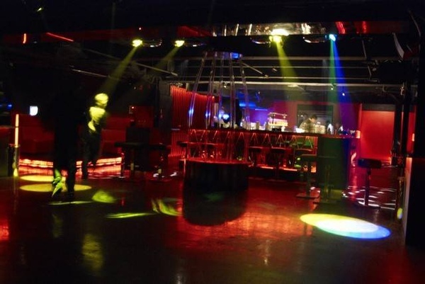 1786937150.jpg 1786937150.jpg