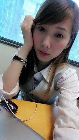 大昌期貨營業員李思儀 期貨手續費 選擇權手續費 大昌期貨營業員李思儀 期貨手續費 選擇權手續費