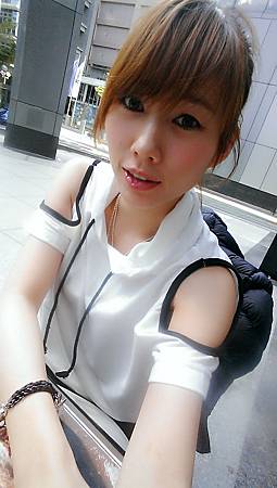 大昌期貨營業員李思儀 期貨手續費 選擇權手續費 大昌期貨營業員李思儀 期貨手續費 選擇權手續費