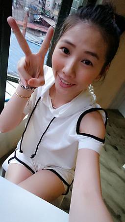 大昌期貨營業員李思儀 期貨手續費 選擇權手續費 大昌期貨營業員李思儀 期貨手續費 選擇權手續費