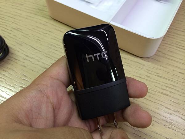 HTC One max 大視界 詮釋完美行動影音