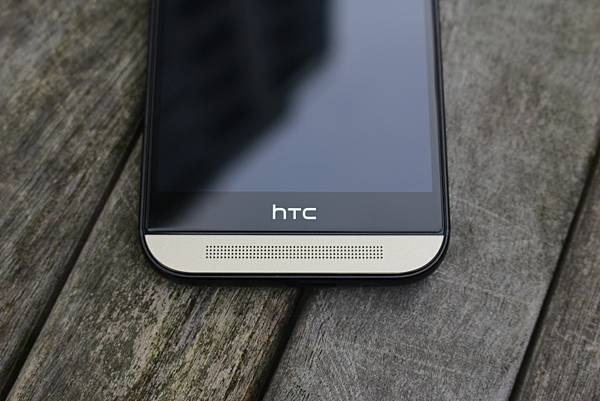黑魂髮絲限定版 HTC One M8 Harman/Kardon 開箱