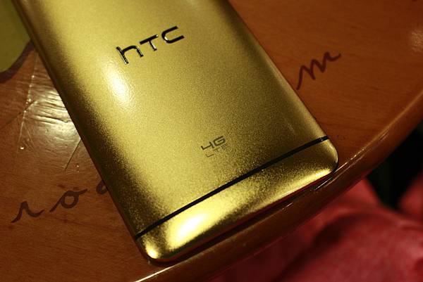 24K鍍金典藏版HTC One M7 全台灣只有3支