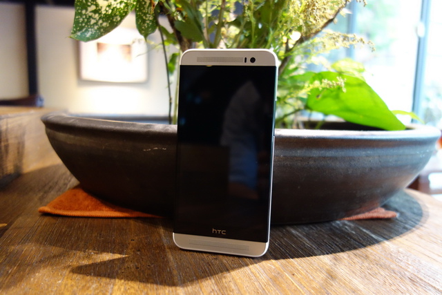 力與美的混搭HTC One 時尚版4G雙卡雙待開箱