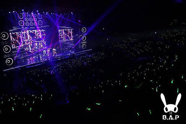 ‎2012.01.28 B.A.P Showcase 8.jpg