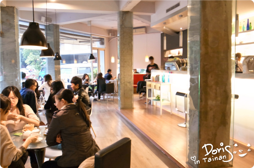 52-Caf'e-店內1