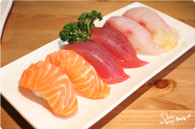 吉田日本料理-綜合生魚握壽司.jpg 吉田日本料理-綜合生魚握壽司.jpg