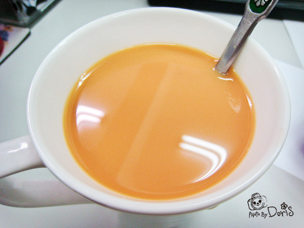 泰式奶茶香濃可口.jpg 泰式奶茶香濃可口.jpg