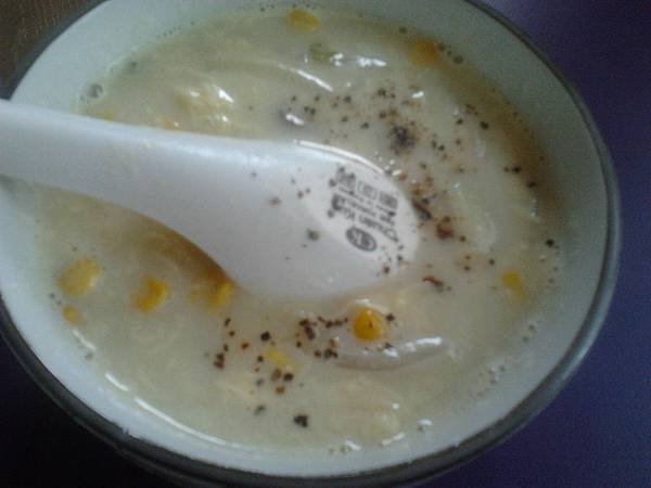 磨菇玉米湯正匙