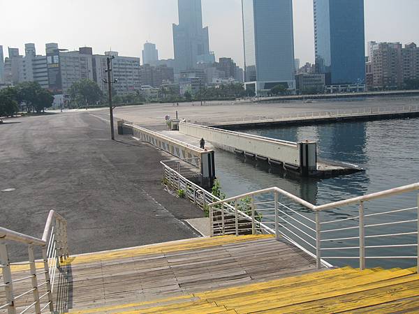 31.據說是修遊艇用的船塢.JPG 31.據說是修遊艇用的船塢.JPG