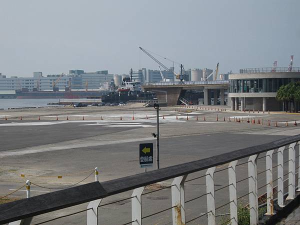 45.1115號碼頭「海洋文化及流行音樂中心」預定地.JPG 45.1115號碼頭「海洋文化及流行音樂中心」預定地.JPG