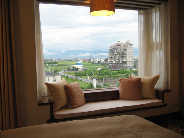 窗外美麗的風景.JPG 窗外美麗的風景.JPG