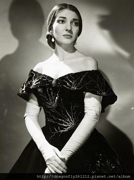 Maria_Callas_(La_Traviata)_2 Maria_Callas_(La_Traviata)_2