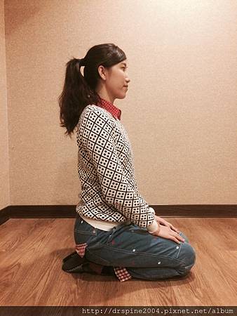 全衡診所脊椎保健衛教盤坐 預防脊椎退化、脊椎滑脫、脊椎側彎、脊椎椎間盤突出、椎管狹窄 全衡診所脊椎保健衛教盤坐 預防脊椎退化、脊椎滑脫、脊椎側彎、脊椎椎間盤突出、椎管狹窄